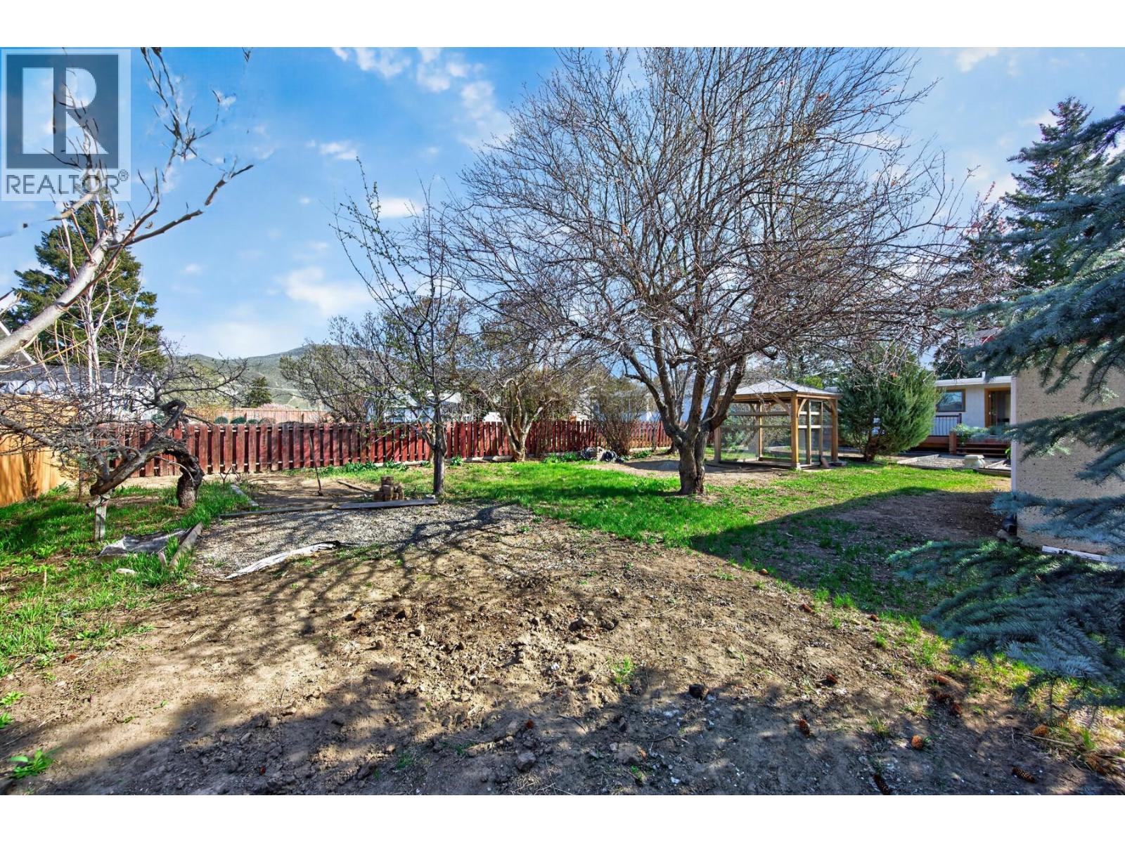 1034 LAROQUE STREET - 30