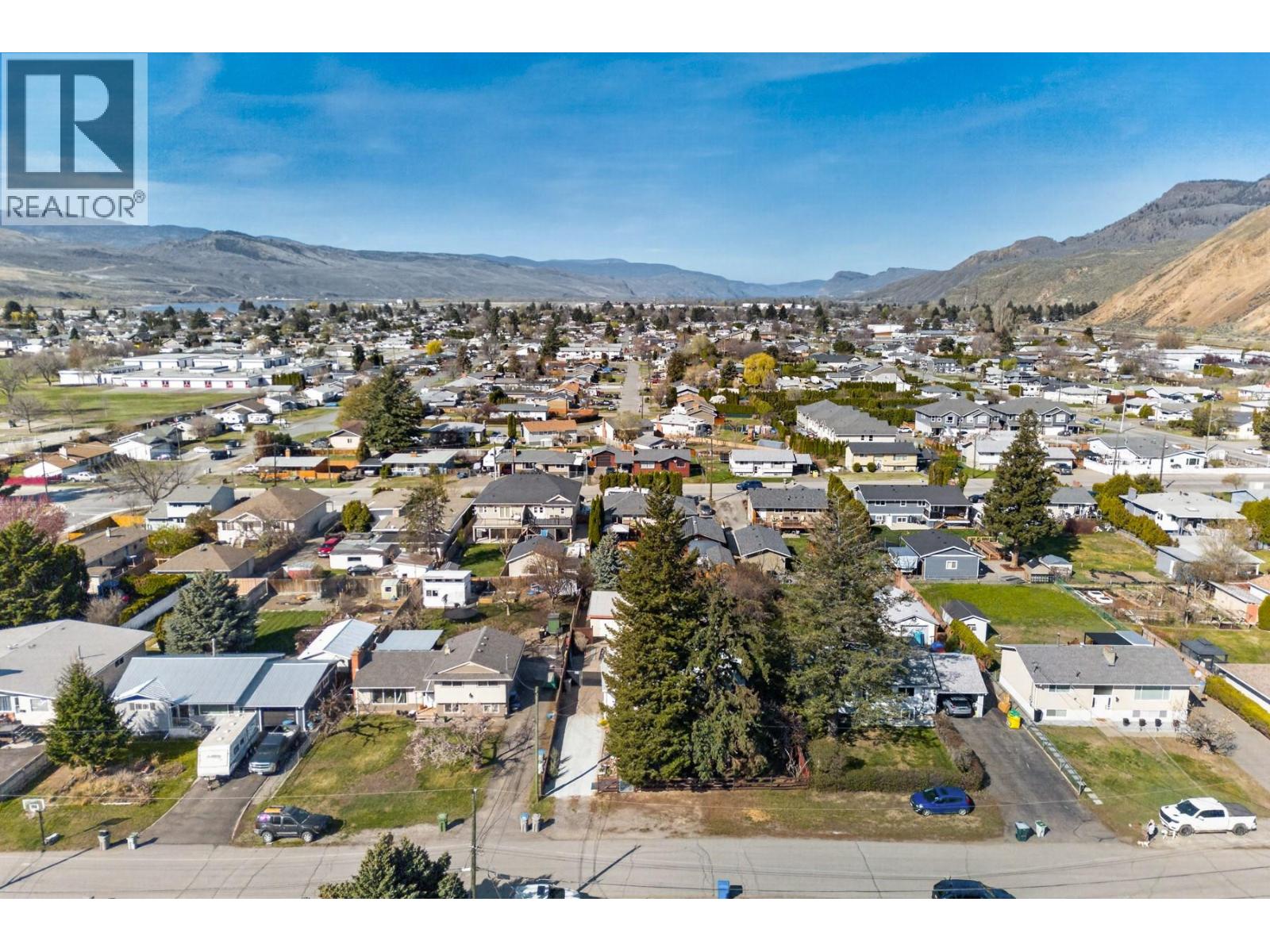 1034 LAROQUE STREET - 35