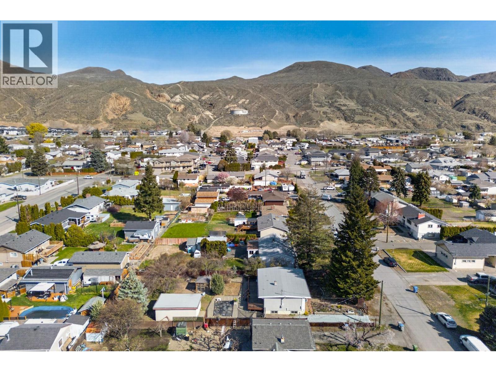 1034 LAROQUE STREET - 36