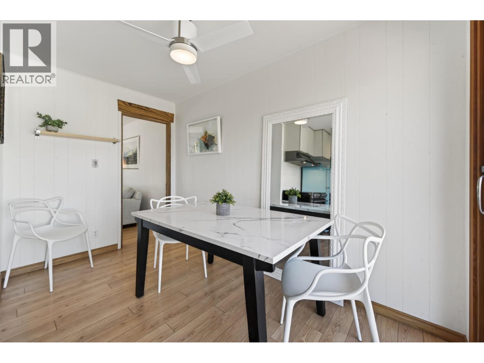 1034 LAROQUE STREET - 9