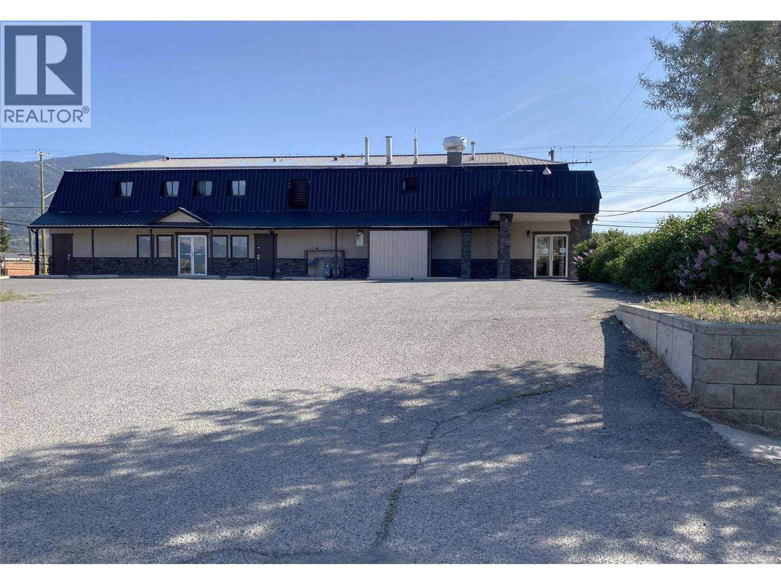 2701 Nicola Avenue, Merritt