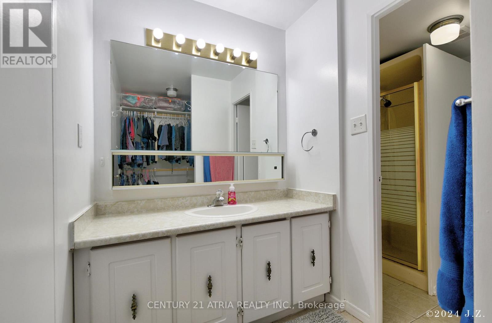 #135 4001 DON MILLS ROAD - 12