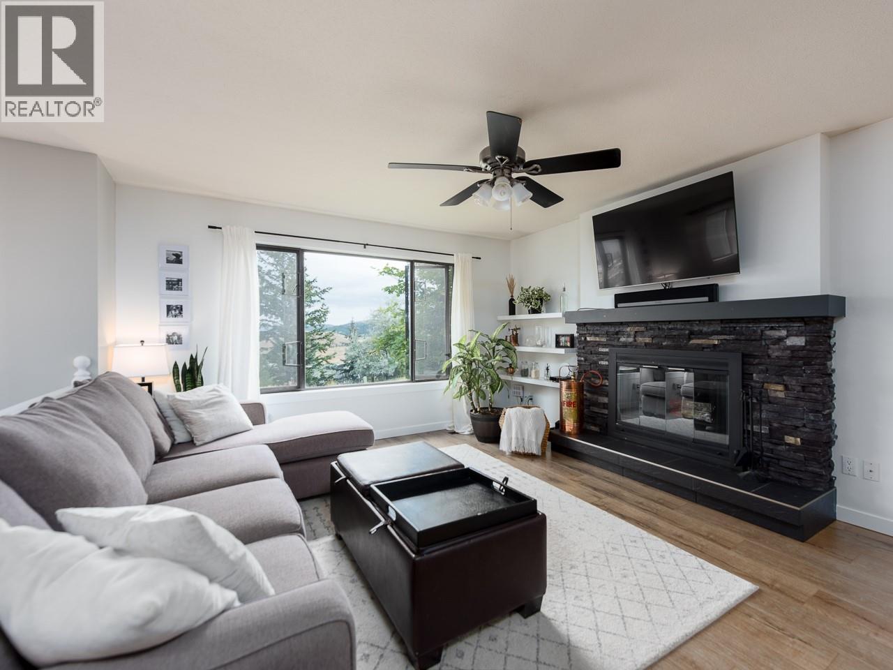 2180 SIFTON AVENUE - 4