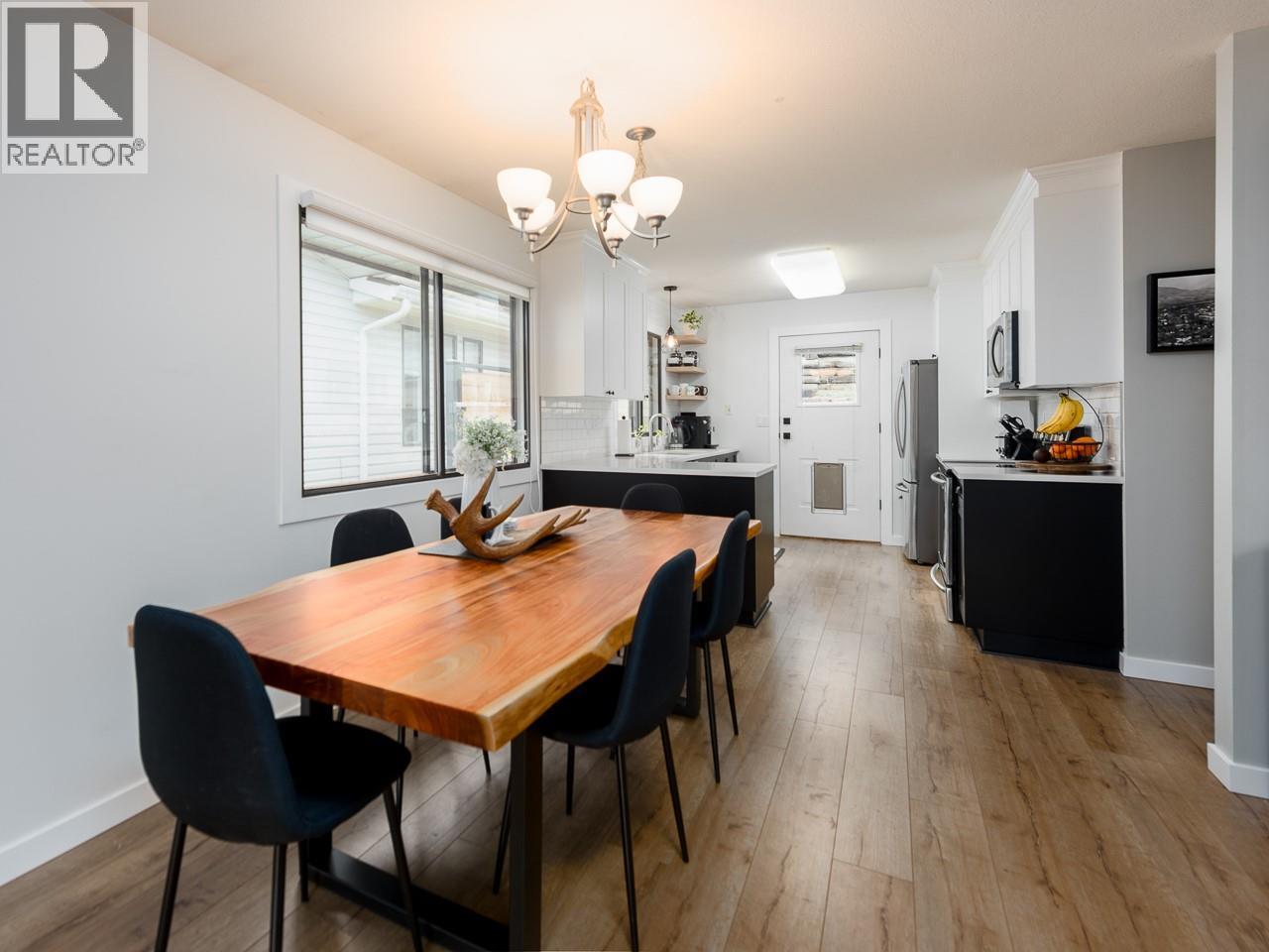 2180 SIFTON AVENUE - 8