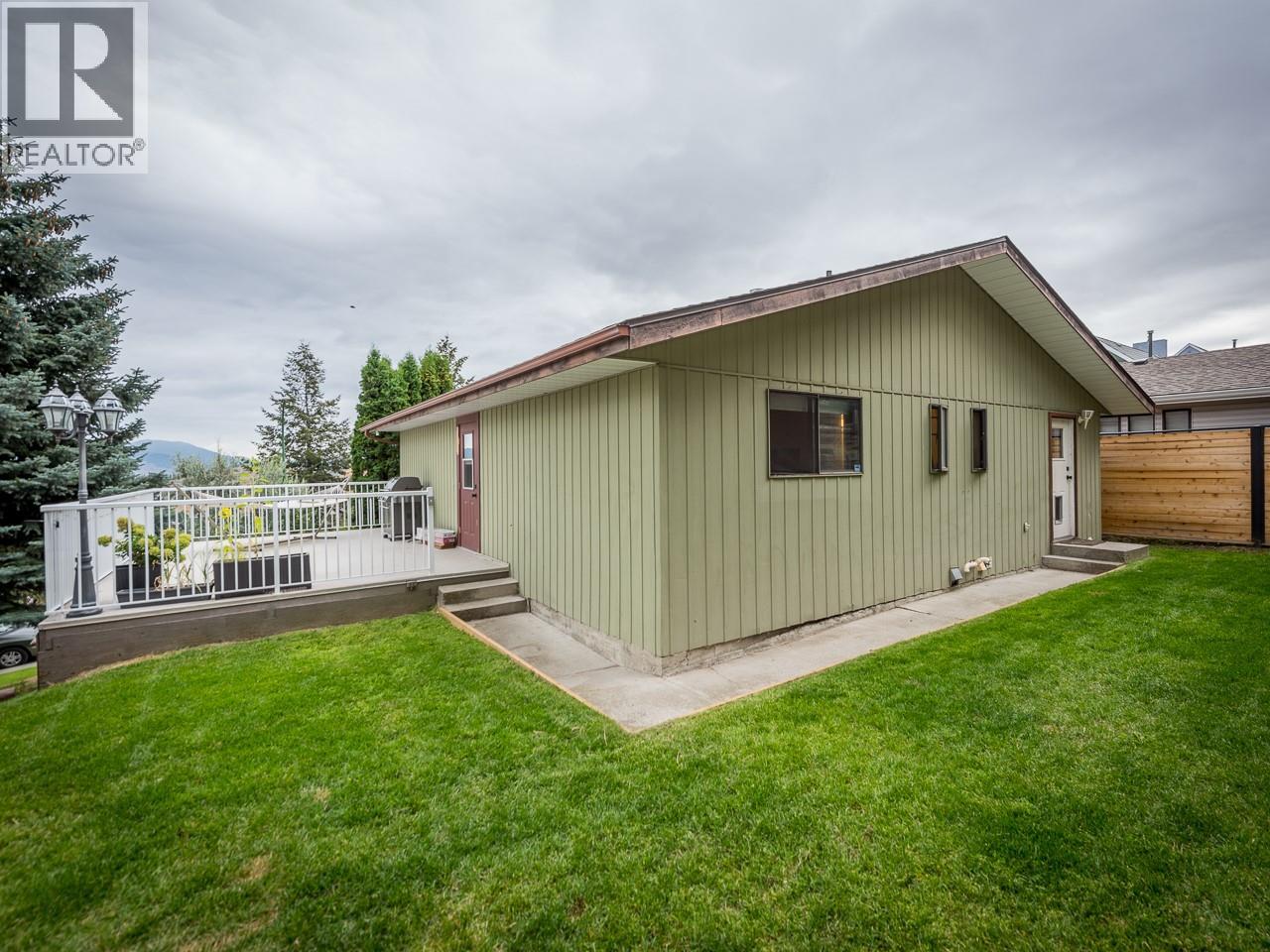 2180 SIFTON AVENUE - 21