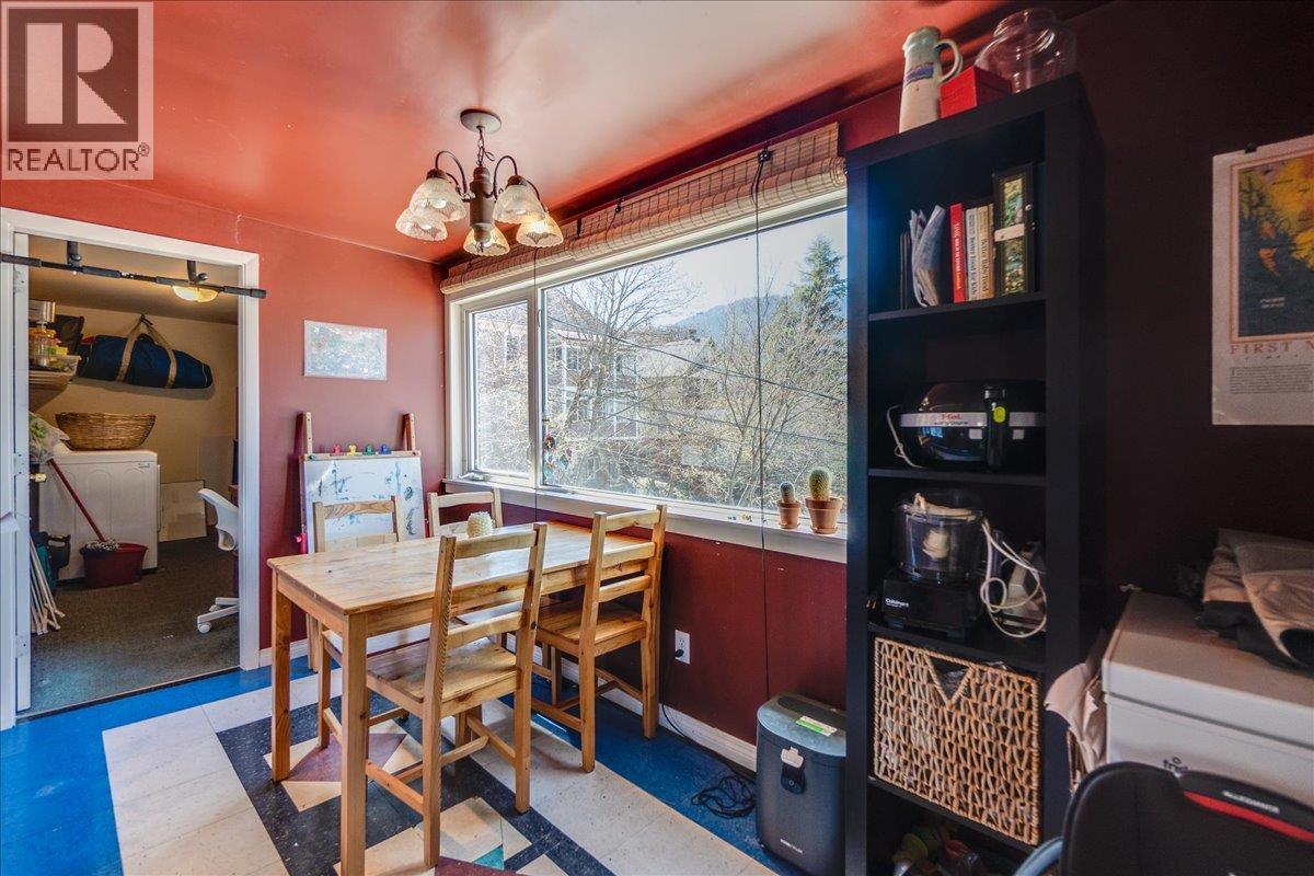 210 PARK STREET - 13