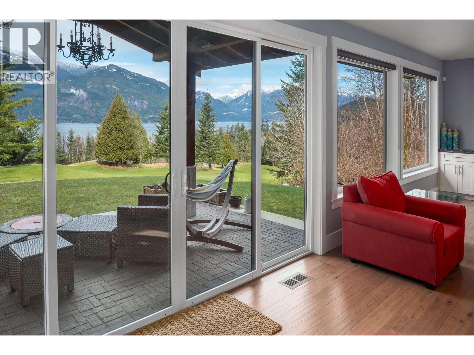 1 300 FURRY CREEK DRIVE, West Vancouver