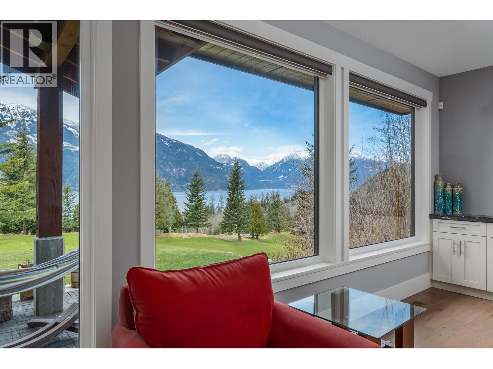 1 300 FURRY CREEK DRIVE, West Vancouver