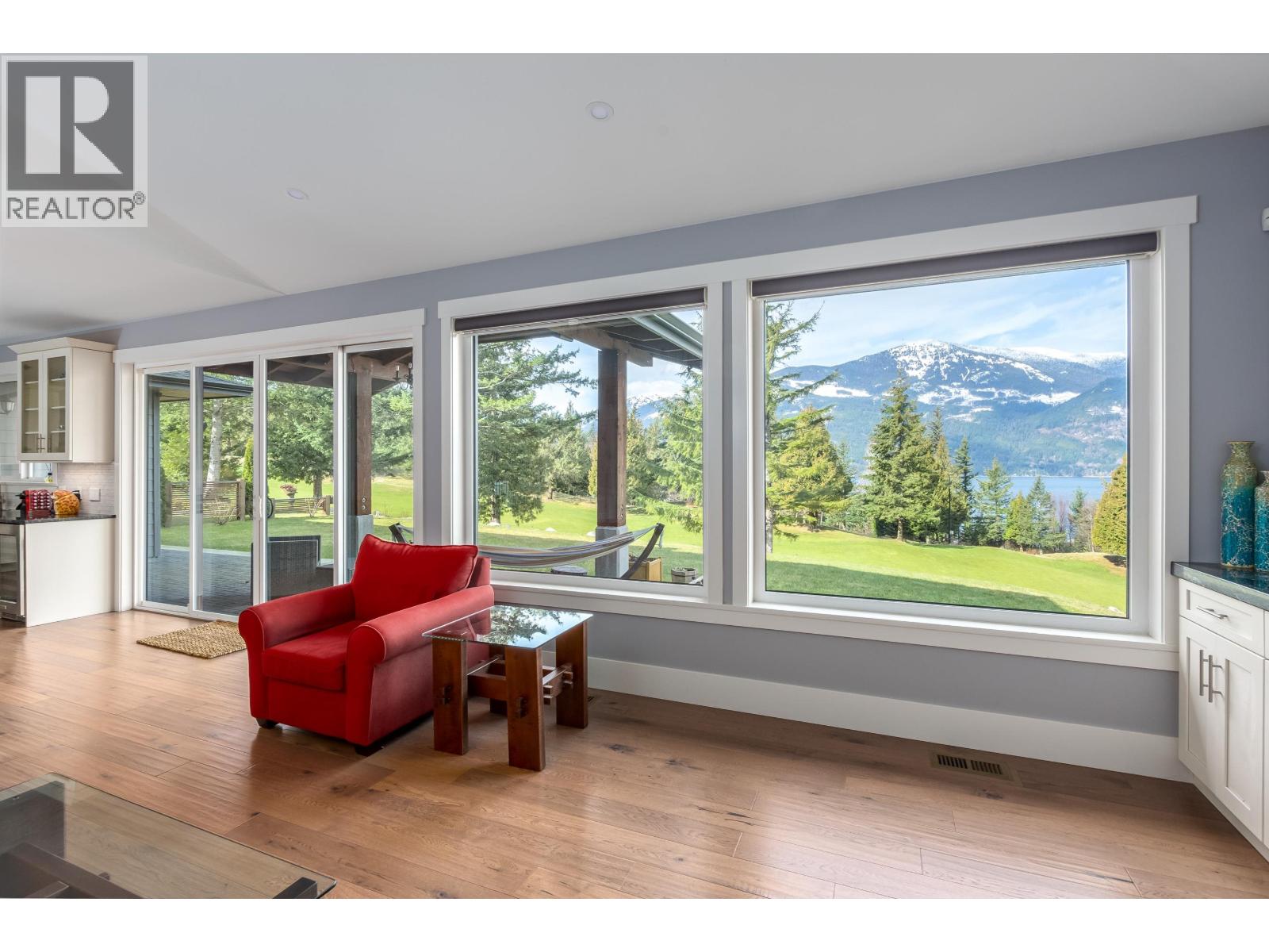 1 300 FURRY CREEK DRIVE, West Vancouver