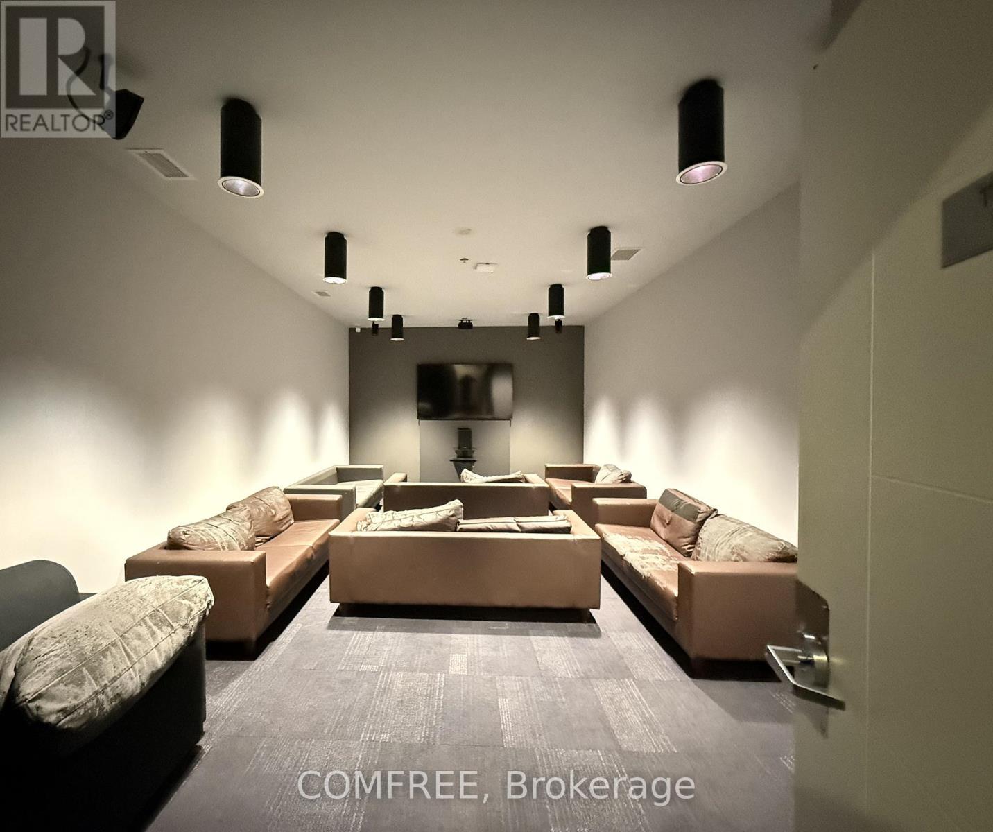 #2 318 SPRUCE STREET - 10
