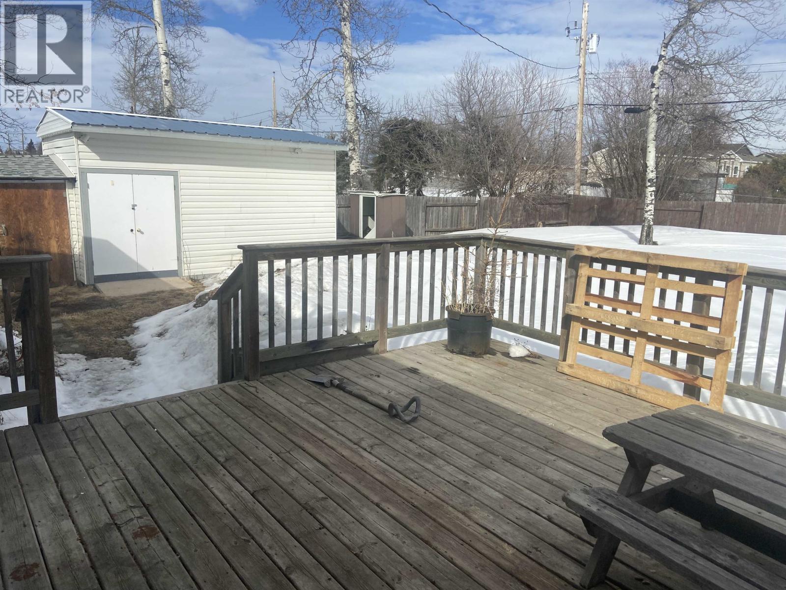 8519 76 STREET — photo 12