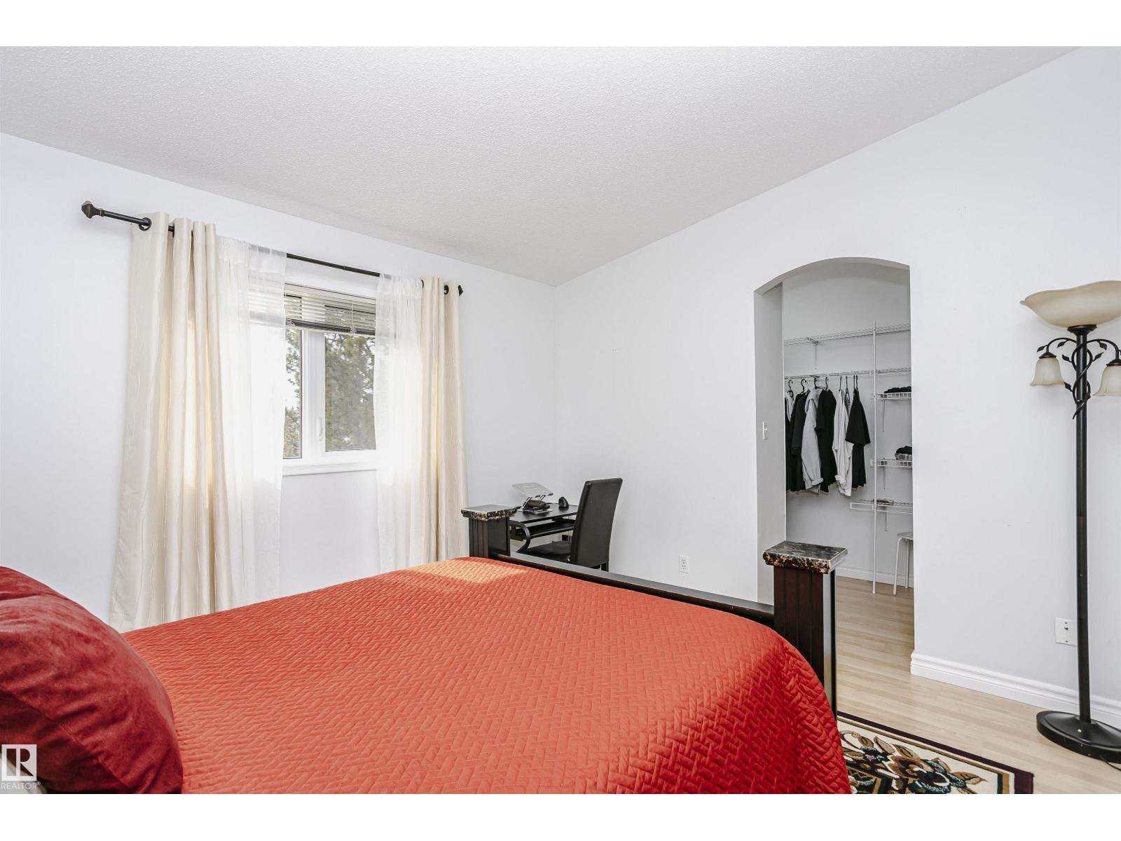 #11 9520 174 ST NW - 28