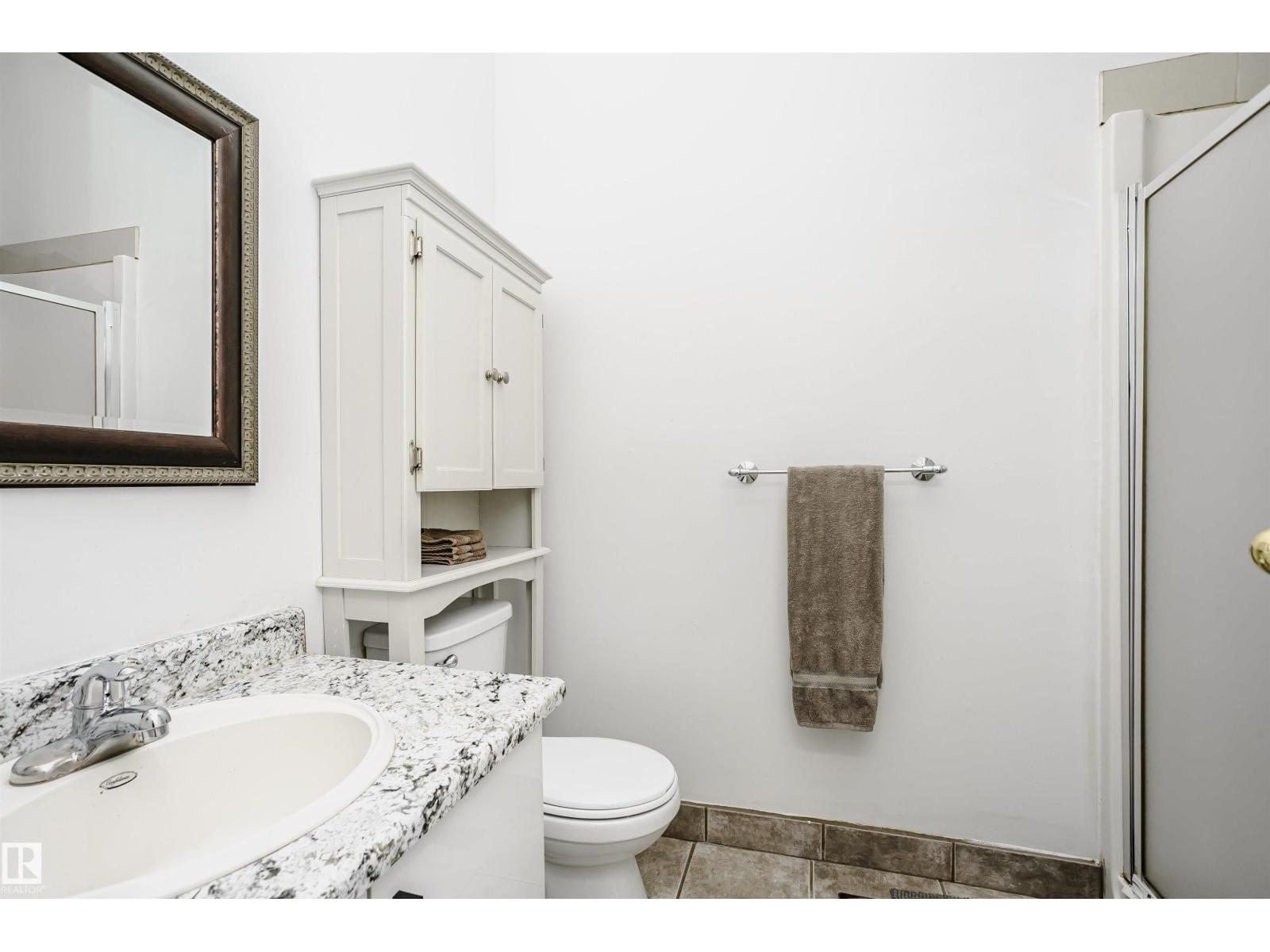#11 9520 174 ST NW - 31