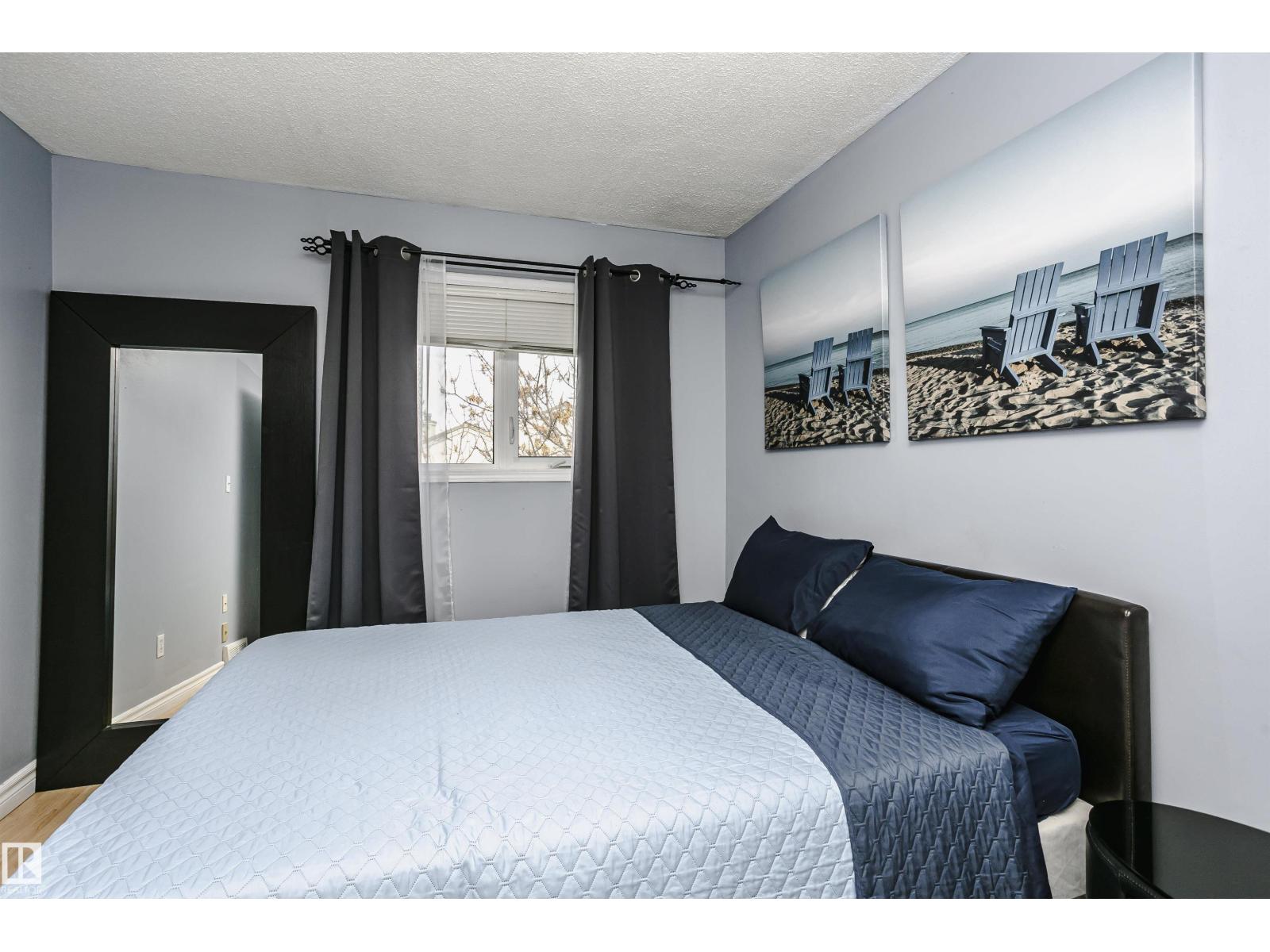#11 9520 174 ST NW - 36