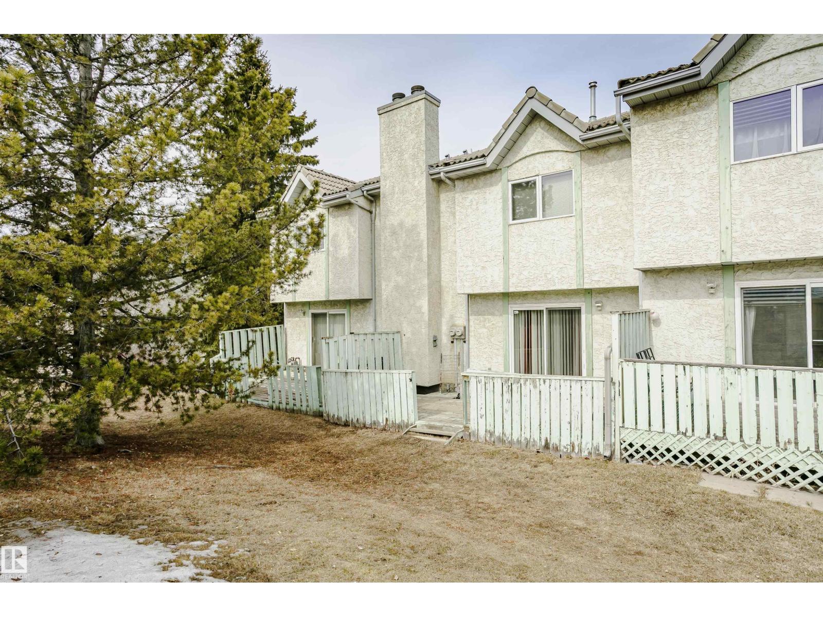 #11 9520 174 ST NW - 45