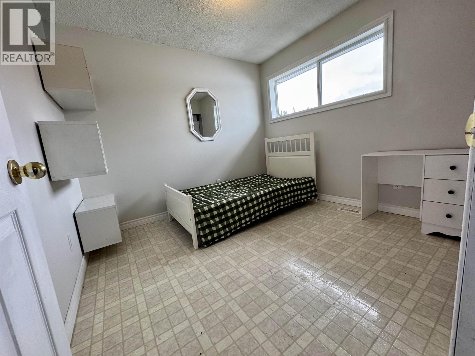 257 CENTENNIAL DRIVE - 11