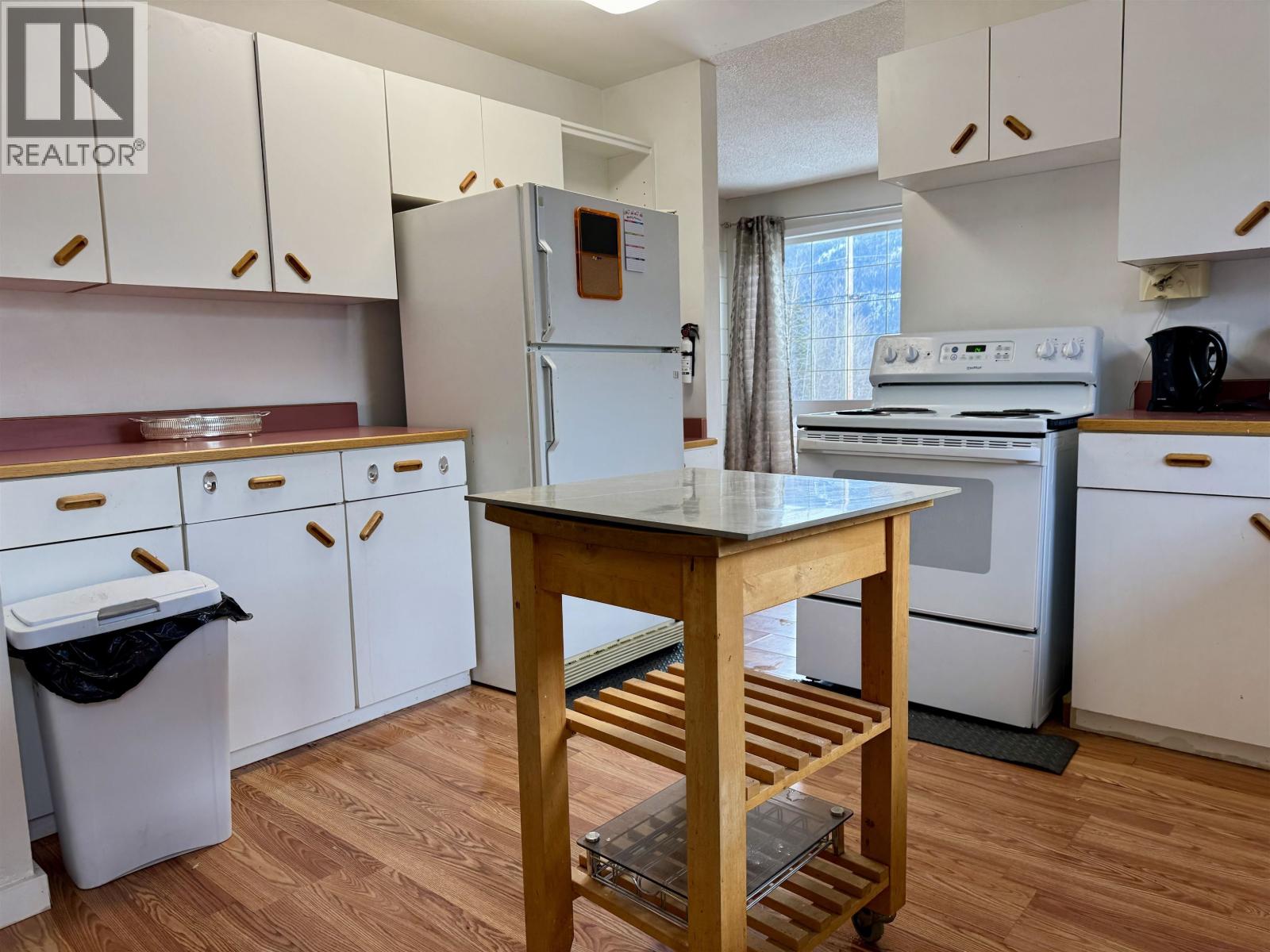 257 CENTENNIAL DRIVE - 6