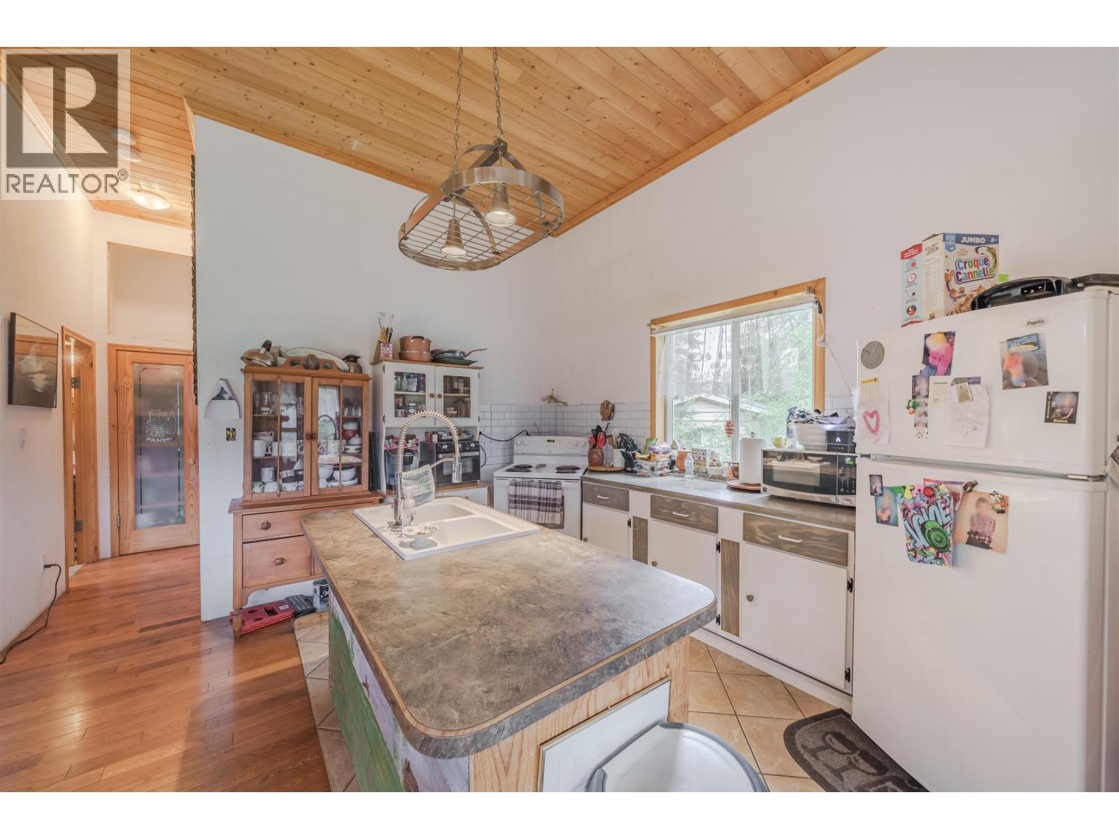 7478 BURGESS ROAD - 11