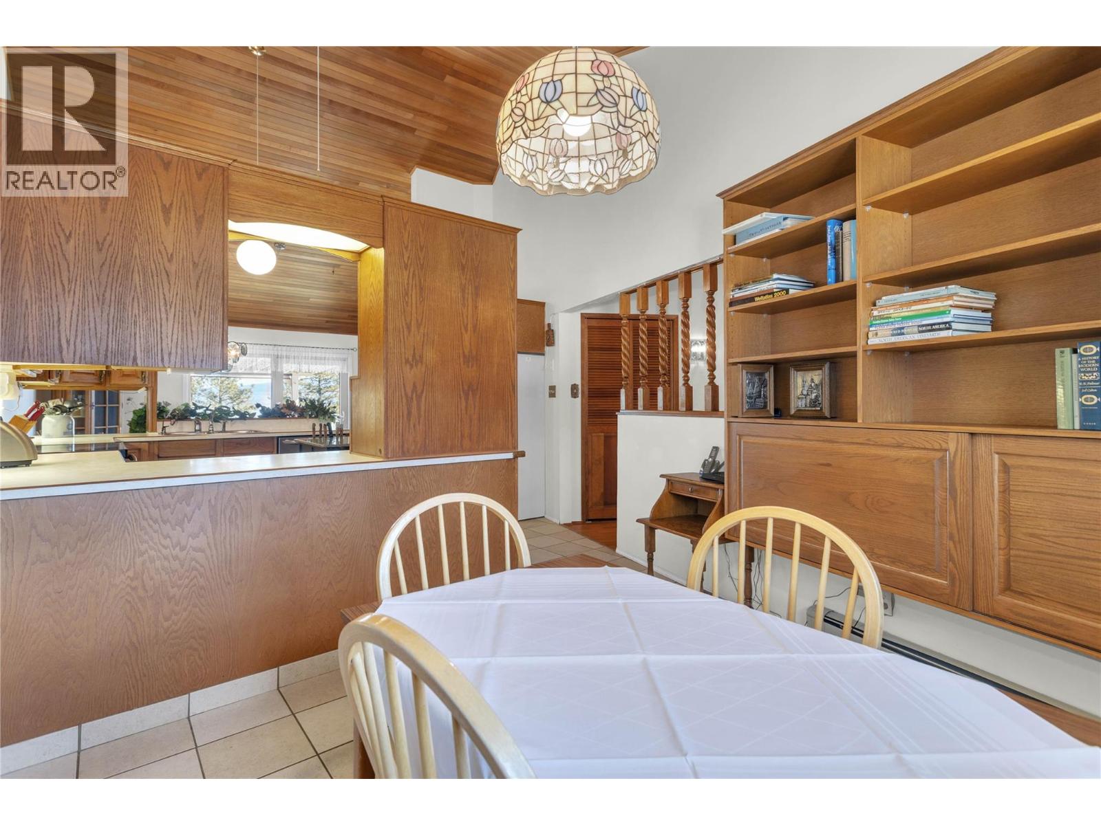  3915 Trepanier Heights Avenue, Peachland