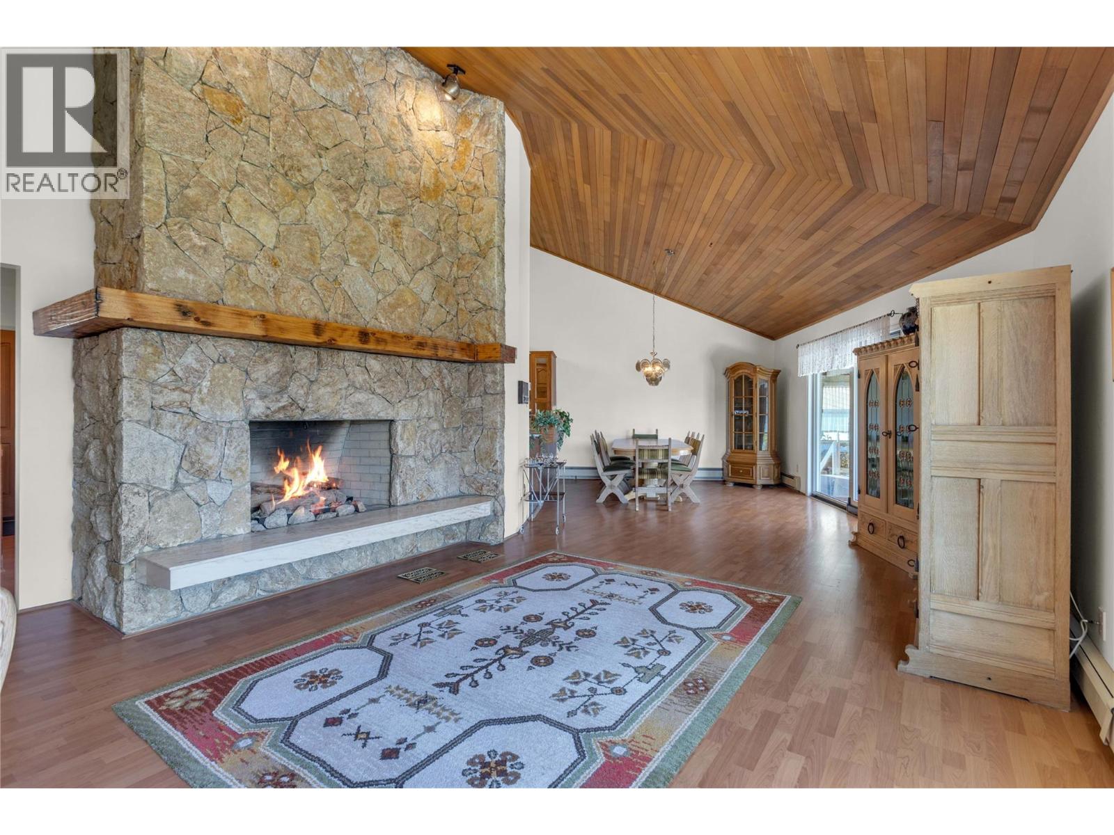  3915 Trepanier Heights Avenue, Peachland