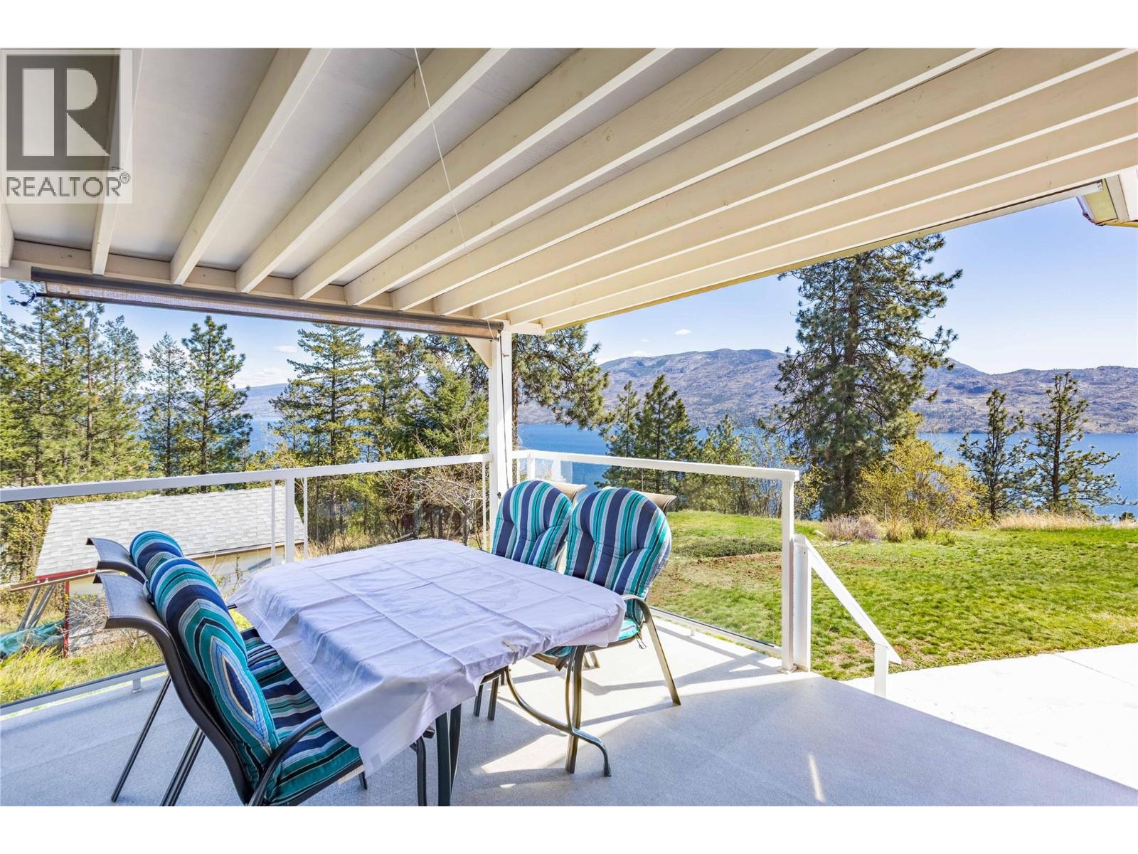  3915 Trepanier Heights Avenue, Peachland