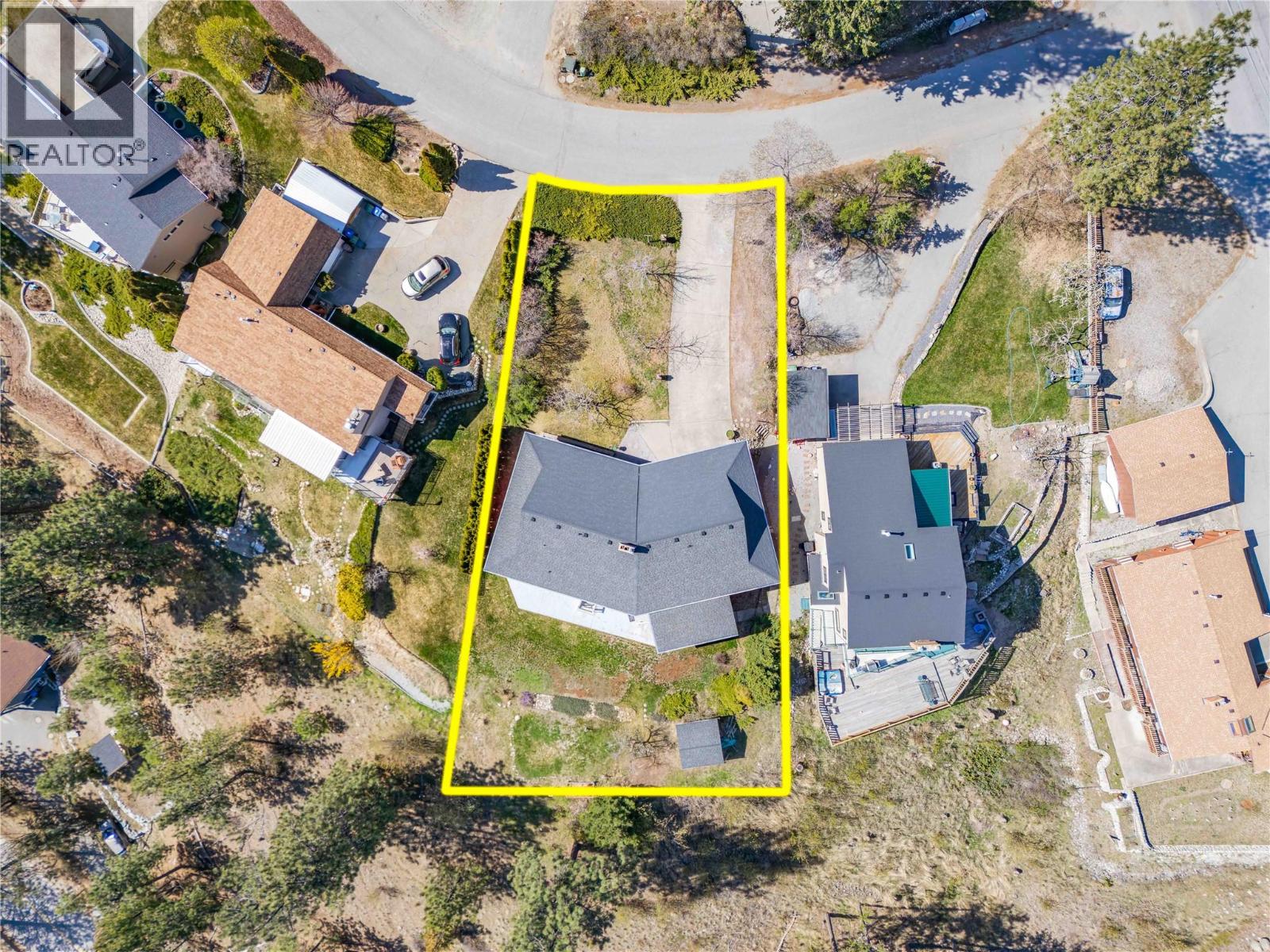  3915 Trepanier Heights Avenue, Peachland