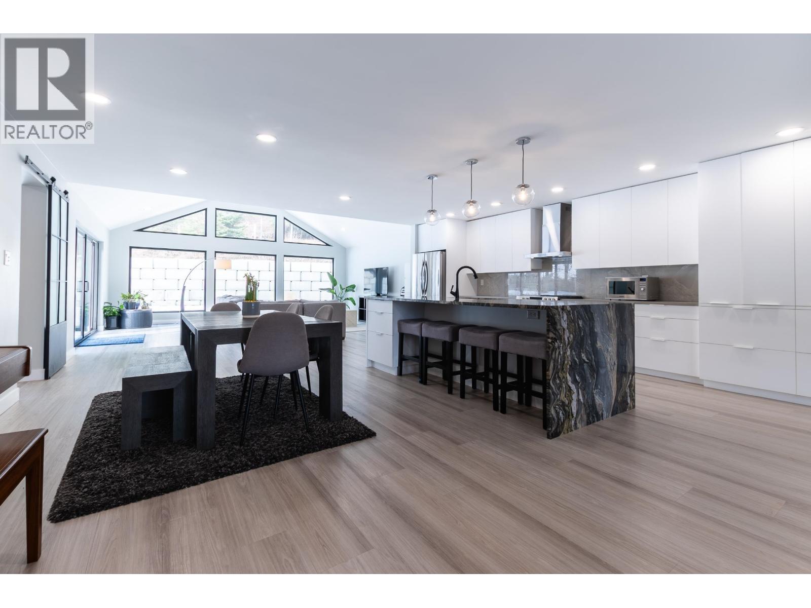 7830 ST. THOMAS PLACE - 15