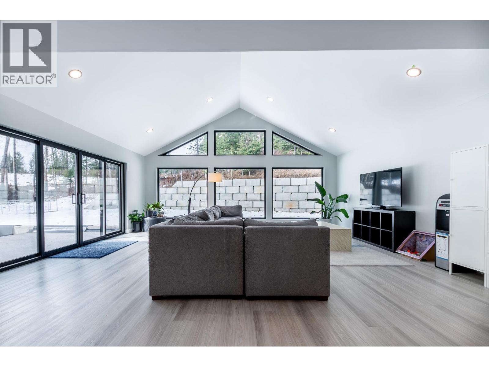 7830 ST. THOMAS PLACE - 7