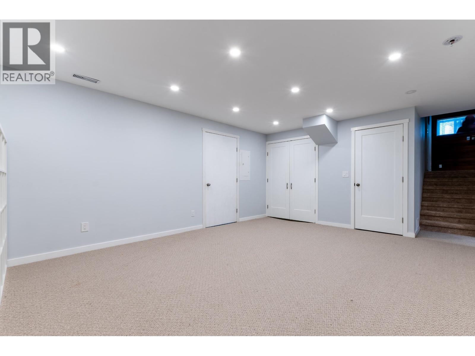 7830 ST. THOMAS PLACE - 37