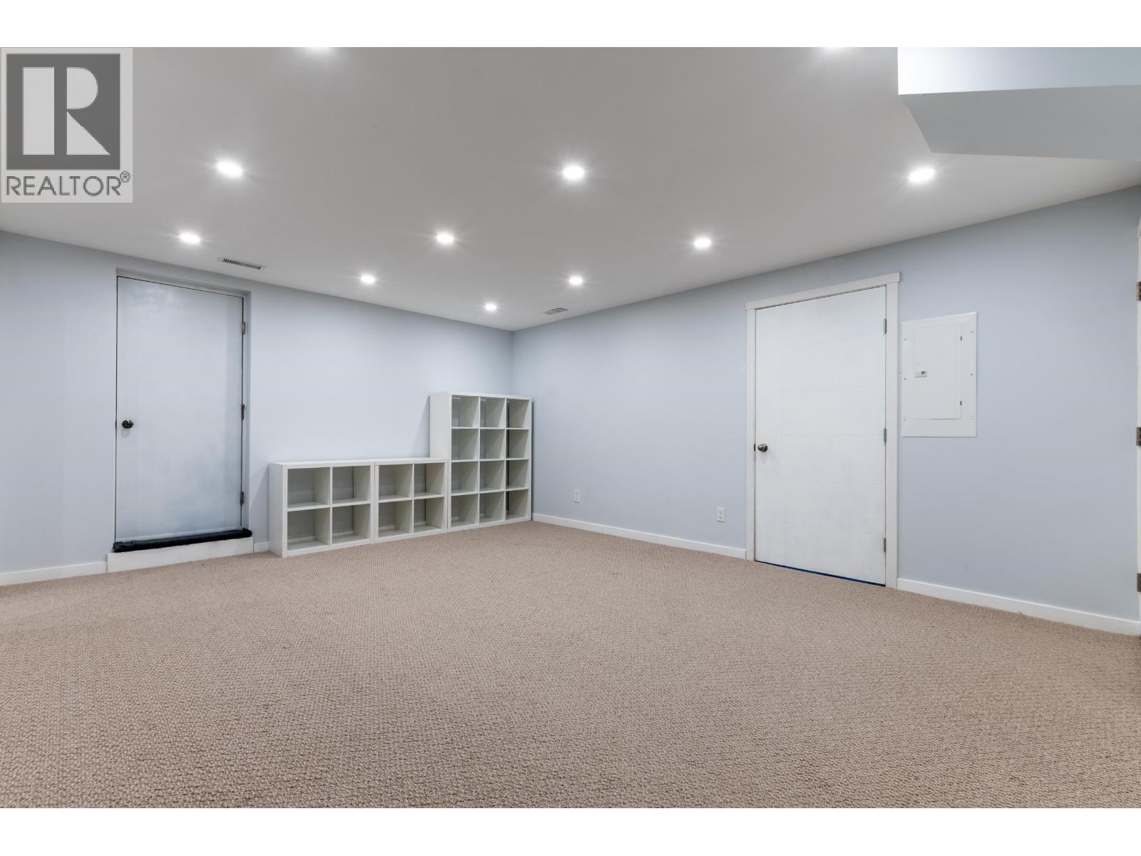 7830 ST. THOMAS PLACE - 38