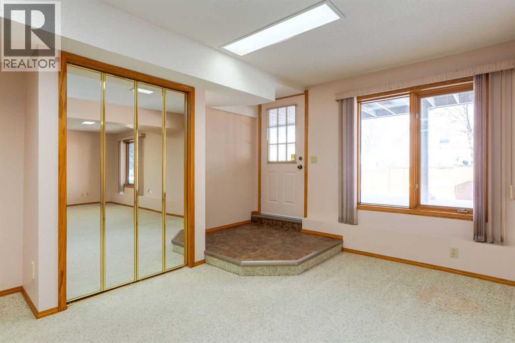 Single Family House Bungalow for Sale in  Hawkview Manor Circle NW Hawkwood Calgary 