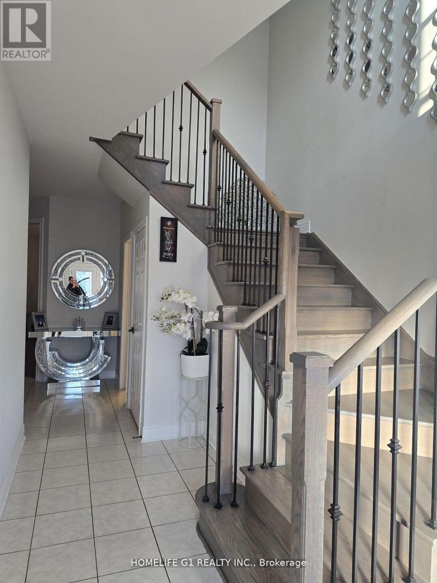 32 BRANIGAN CRESCENT - 3