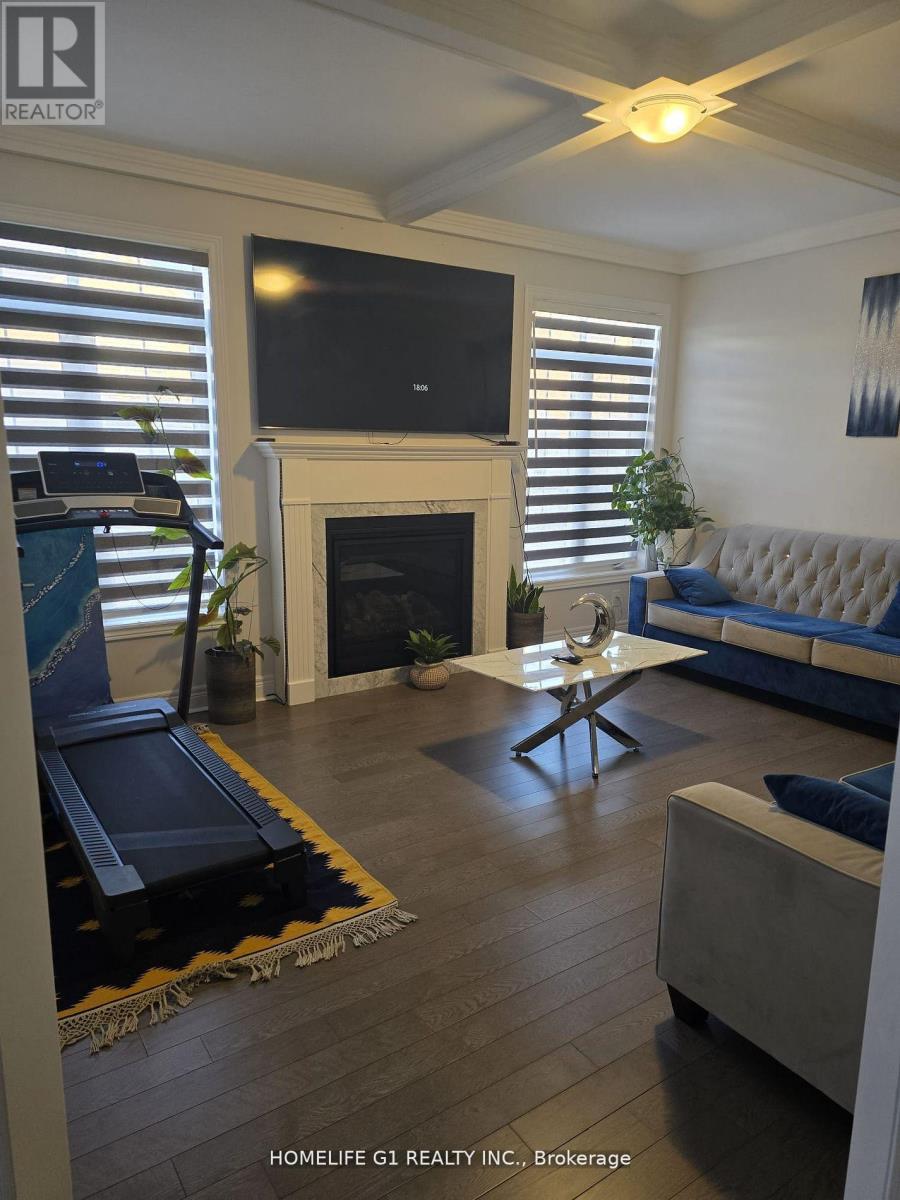 32 BRANIGAN CRESCENT - 5