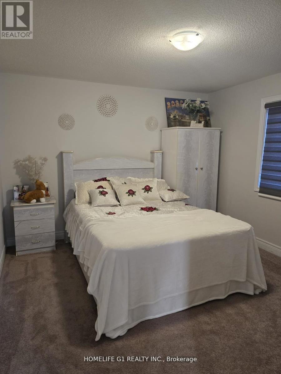 32 BRANIGAN CRESCENT - 9