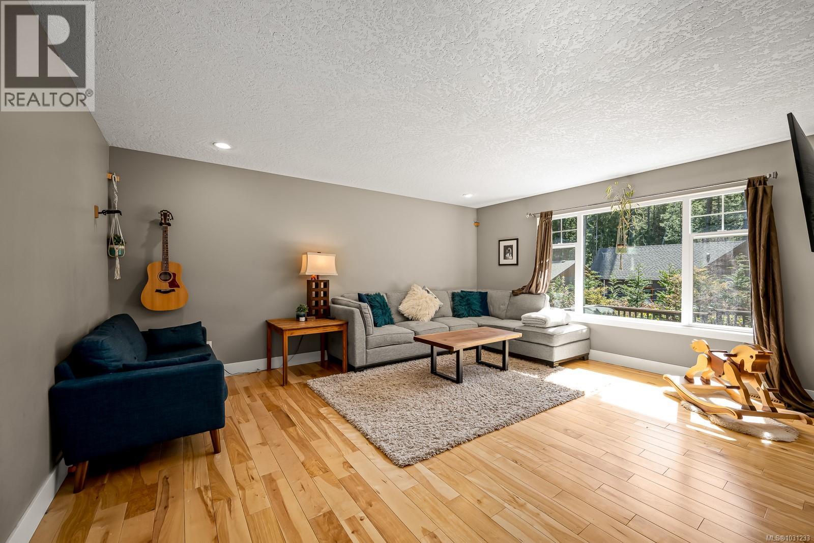 580 Brent Rd, Comox