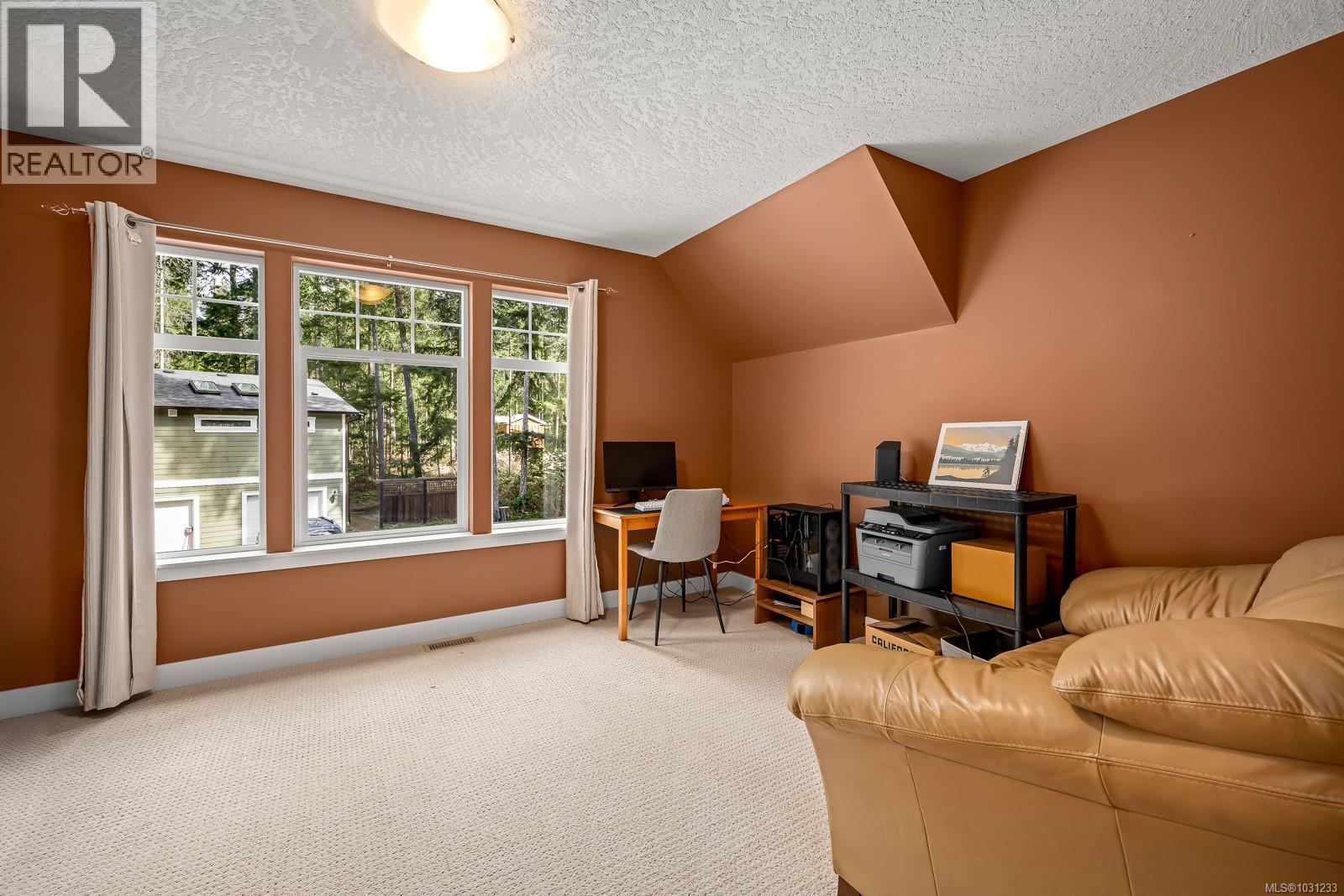 580 Brent Rd, Comox