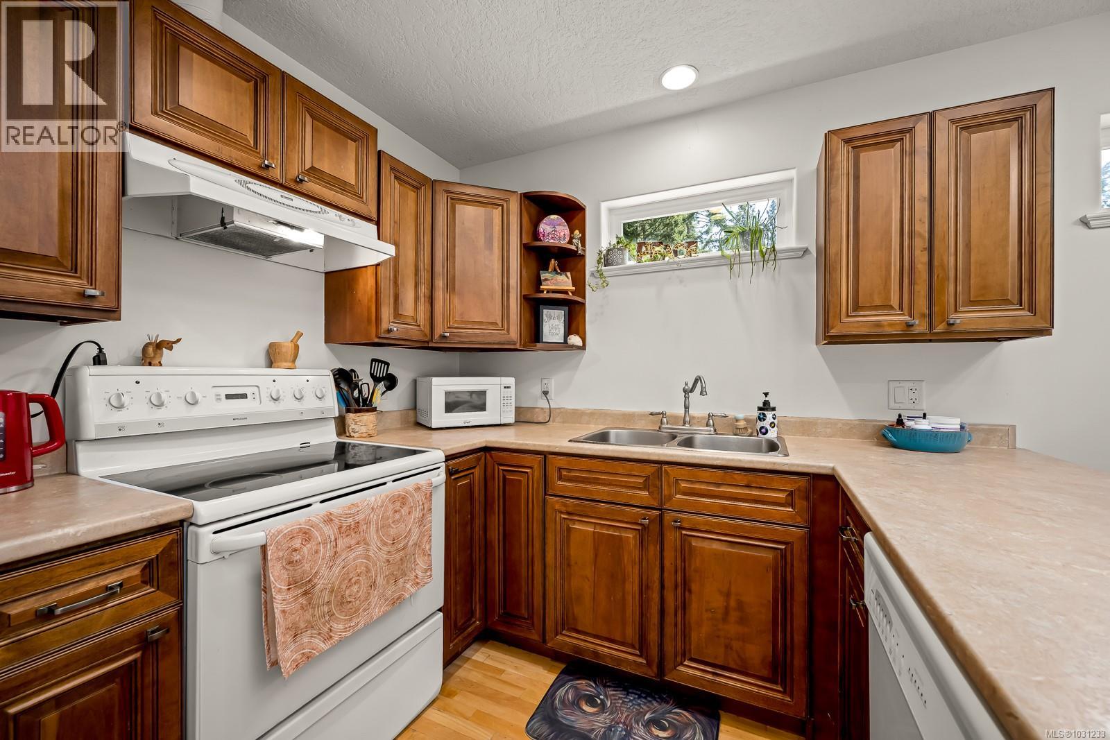580 Brent Rd, Comox