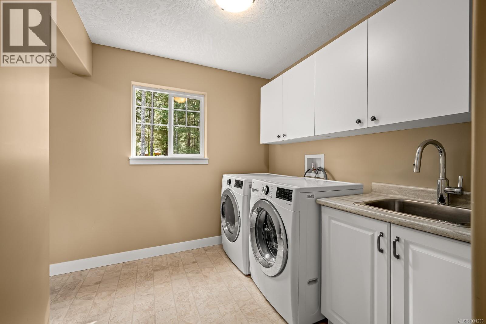 580 Brent Rd, Comox