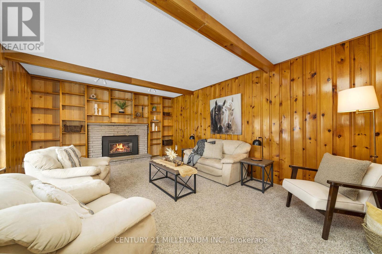 44 ERINDALE DRIVE - 19