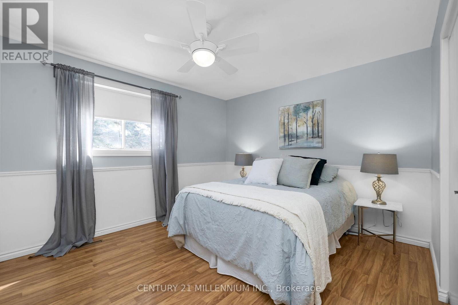 44 ERINDALE DRIVE - 23