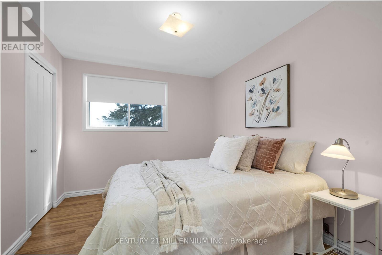44 ERINDALE DRIVE - 27