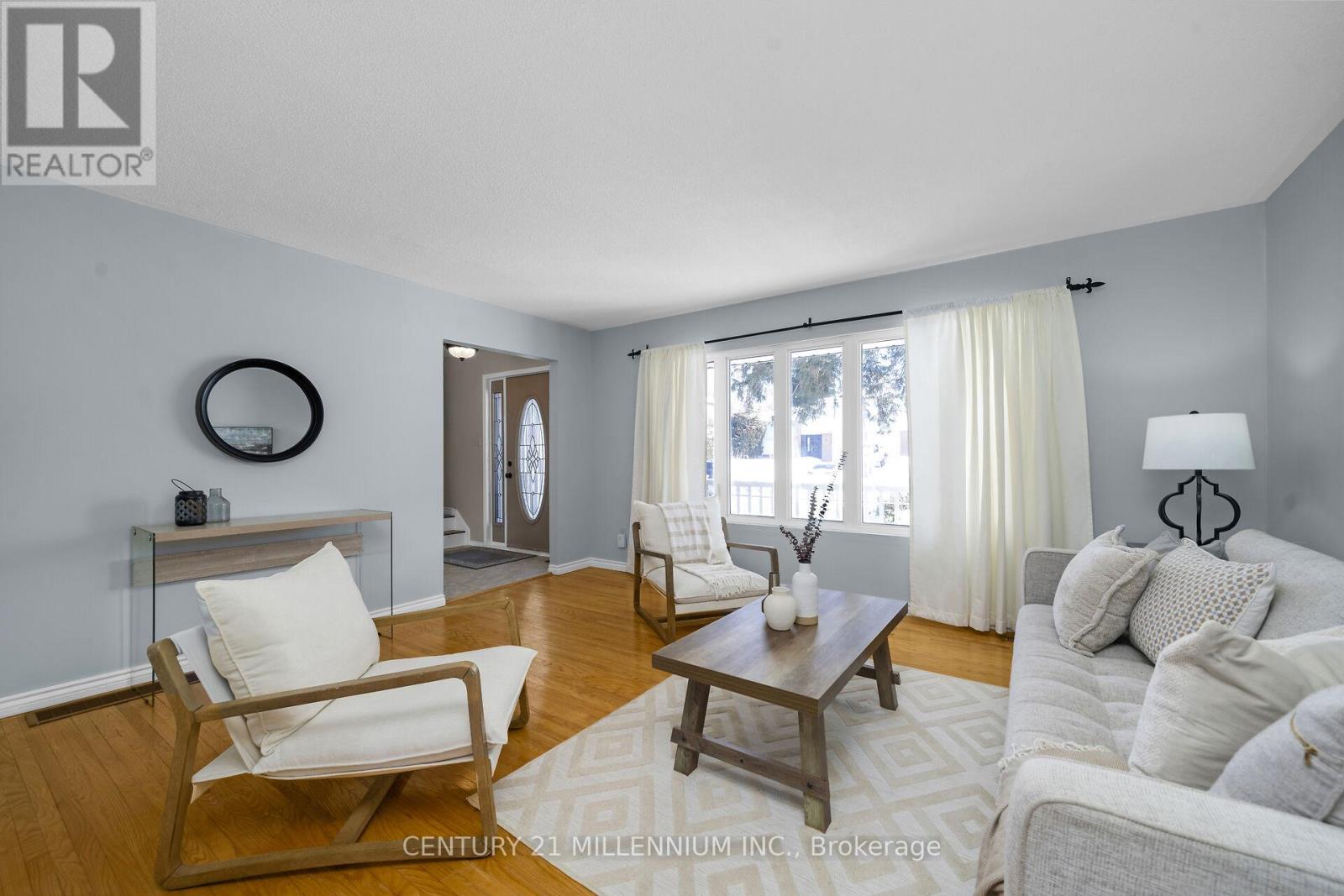 44 ERINDALE DRIVE - 10