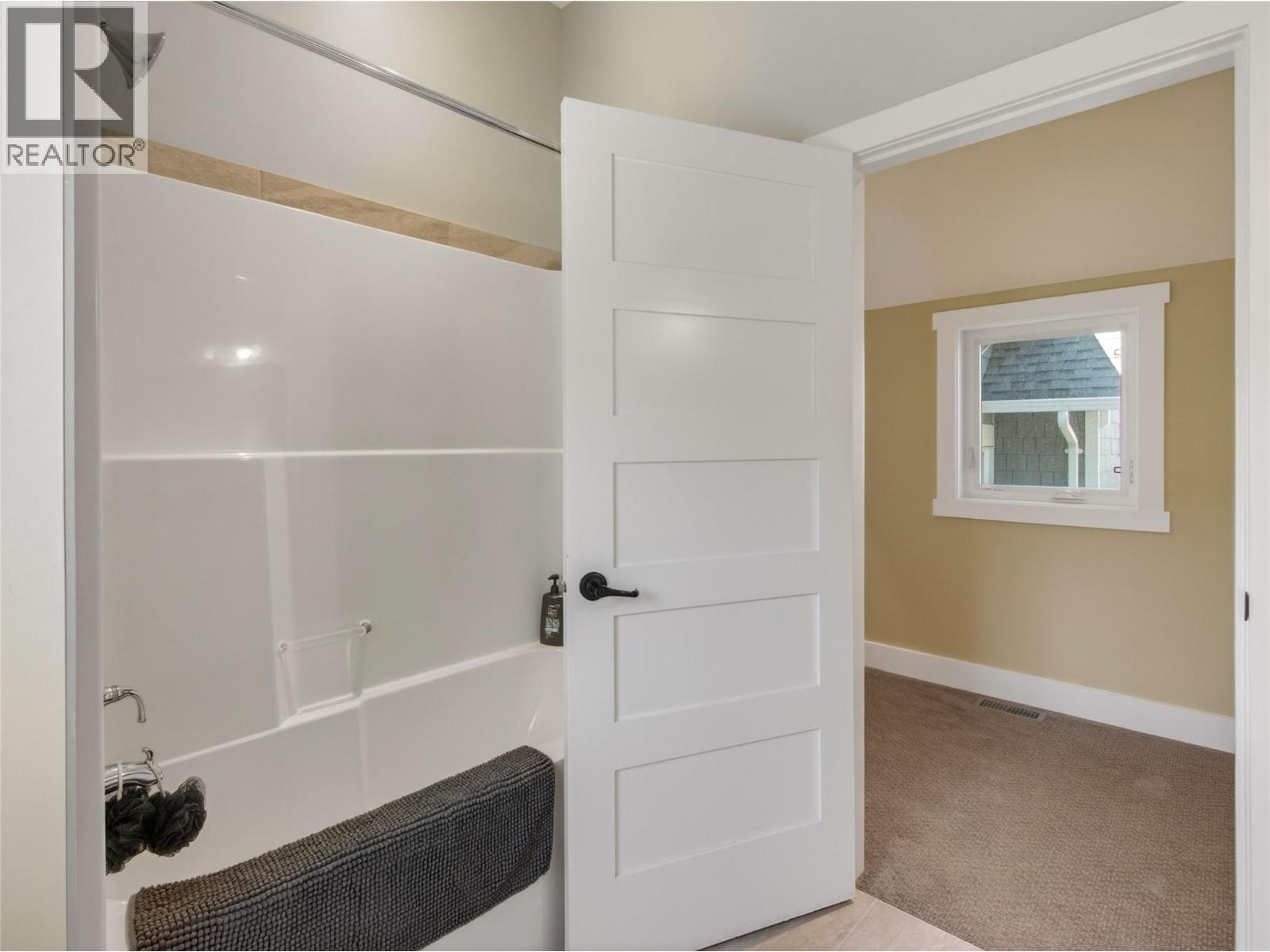 1276 Riddle Road, Penticton