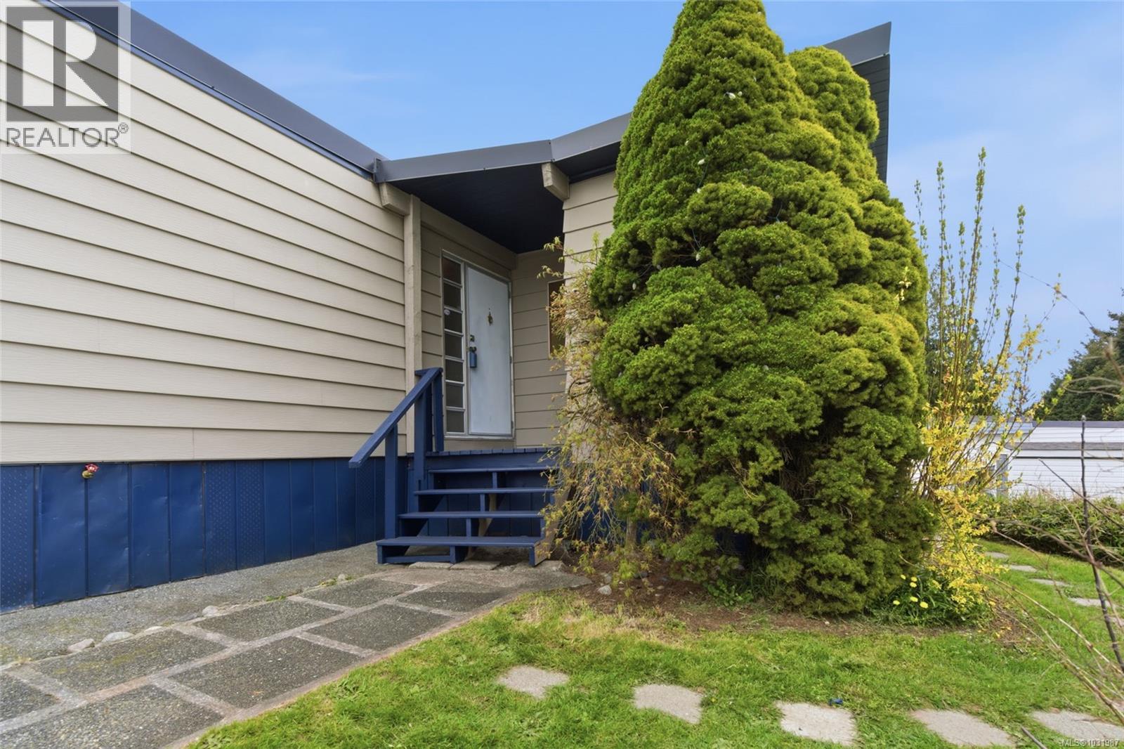 #32 1000 CHASE RIVER RD - 44