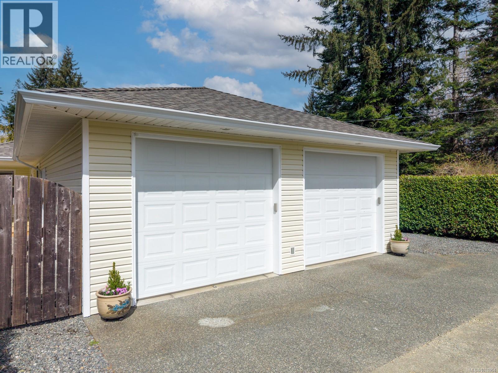 3815 ROY CREEK RD - 37