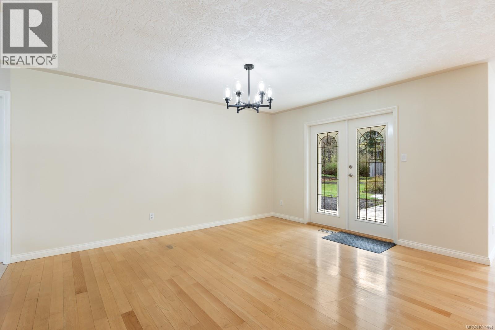 3815 ROY CREEK RD - 56