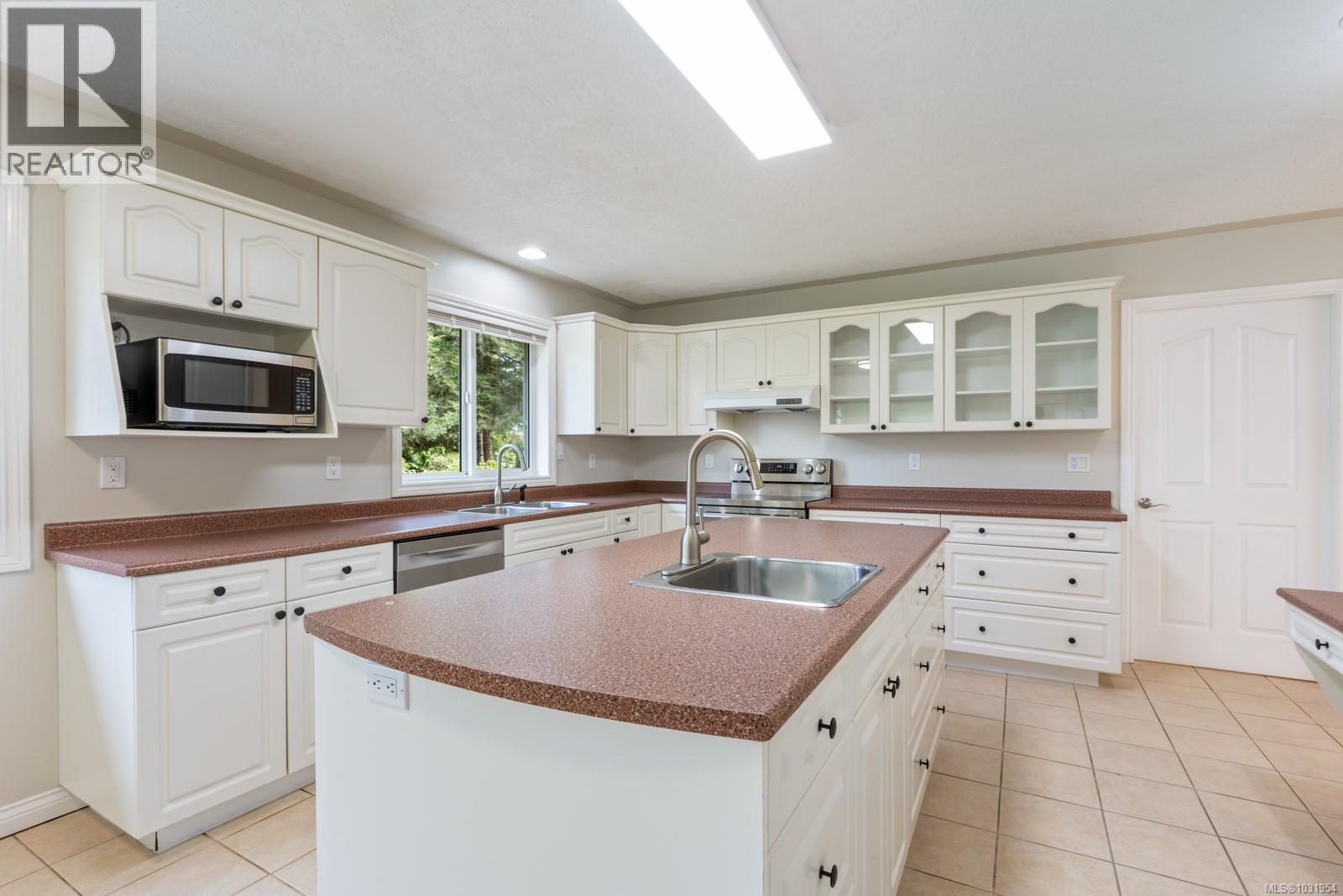 3815 ROY CREEK RD - 6