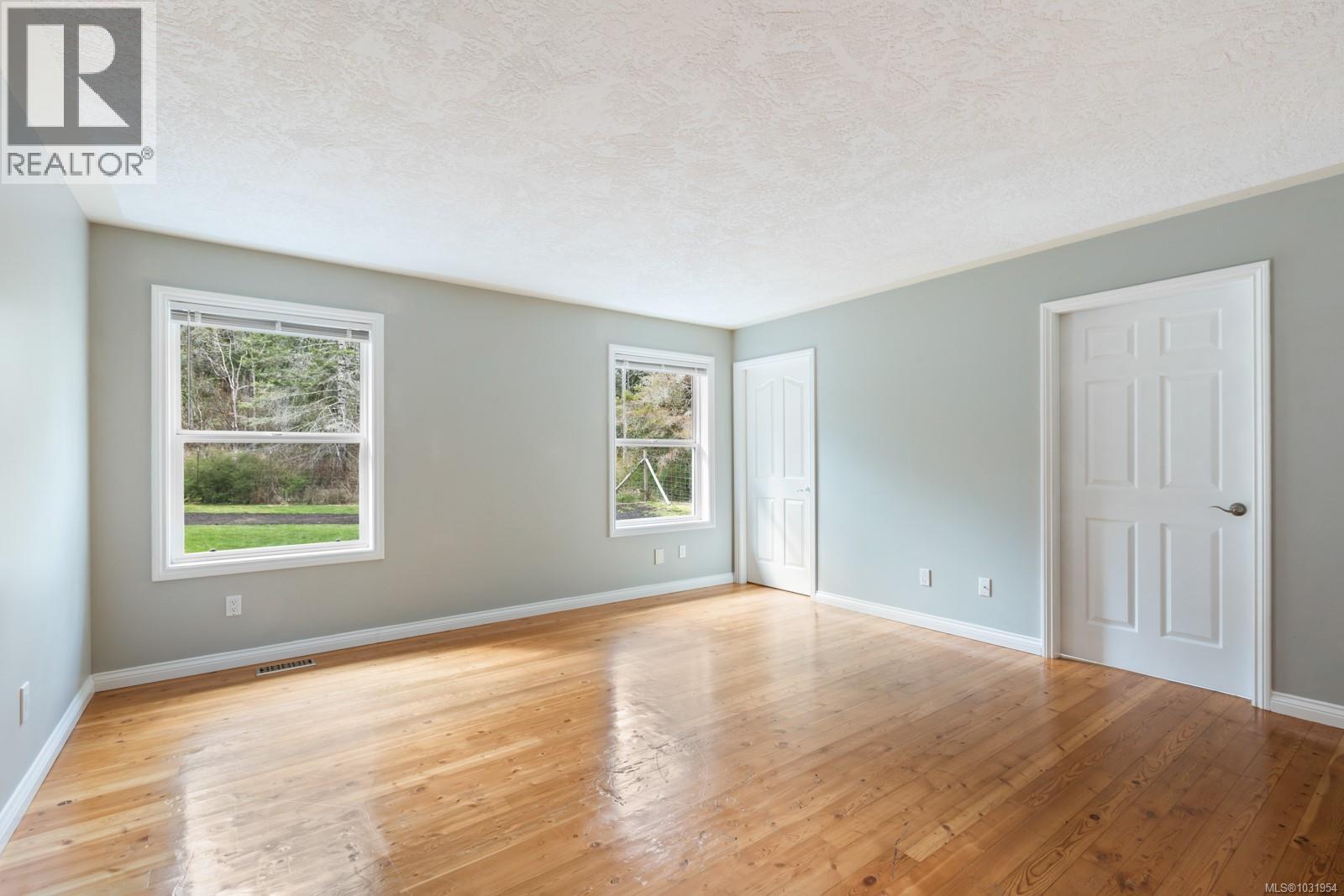 3815 ROY CREEK RD - 65