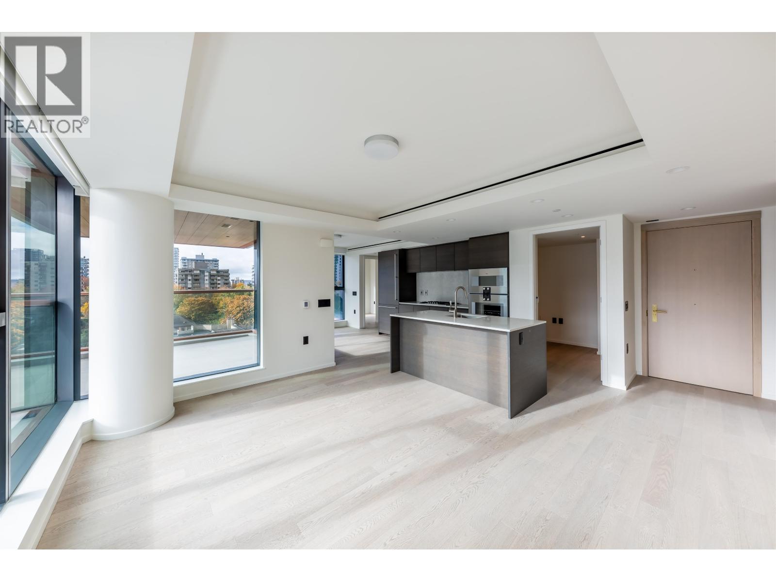 1006 1408 ROBSON STREET