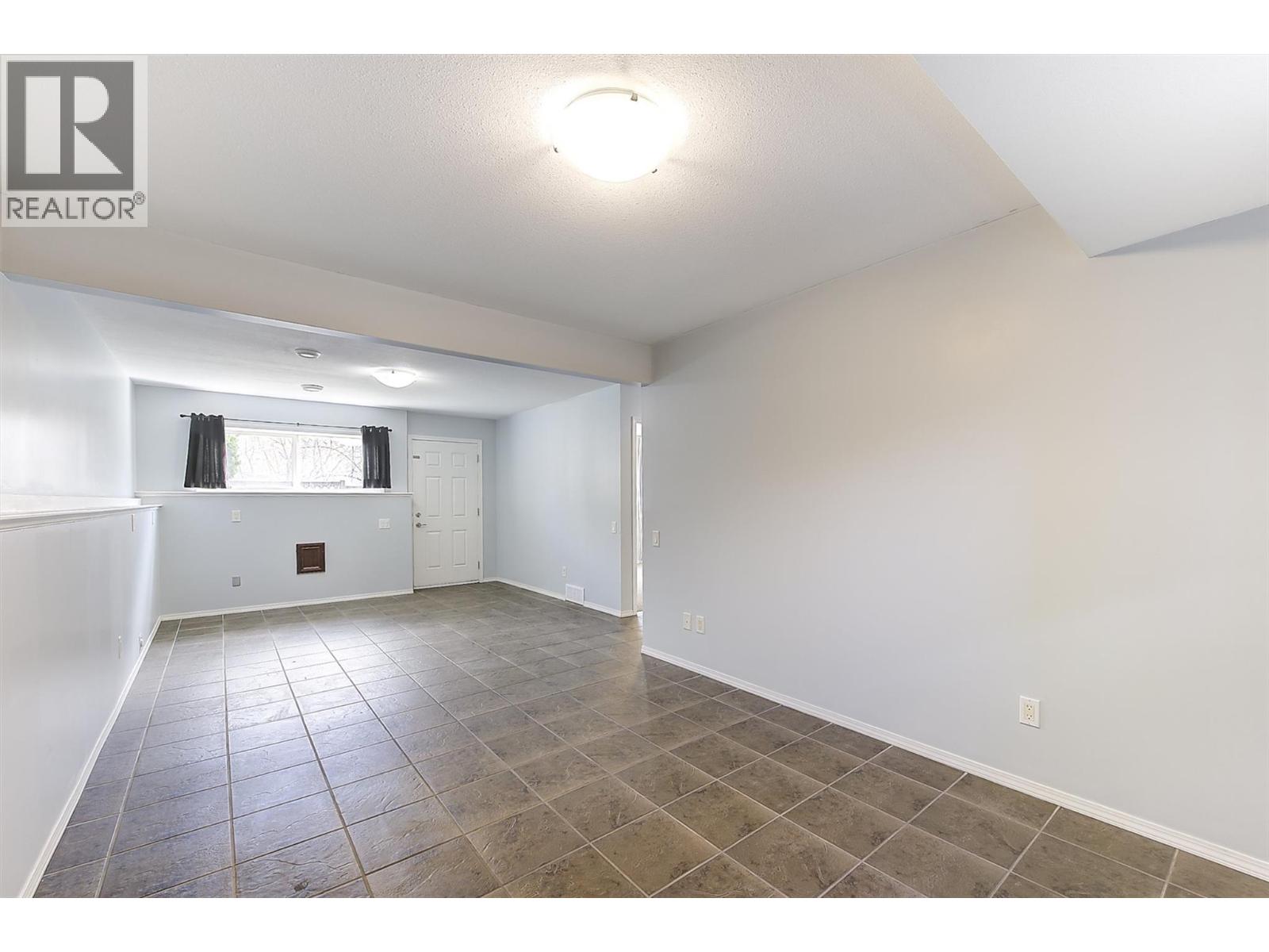  546 South Crest Drive, Kelowna